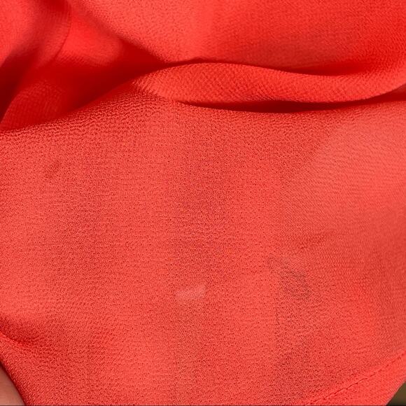 Astr The Label Coral ruffle Romper in Small - Picture 7 of 8